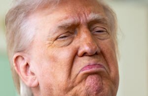 Caso de difamação de Trump é ridicularizado fora do tribunal
