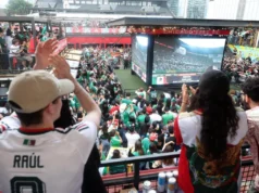 Como ‘The Beautiful Game’ está desviando a turbulência política da América